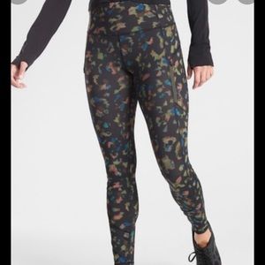 Athleta Rainier Tight